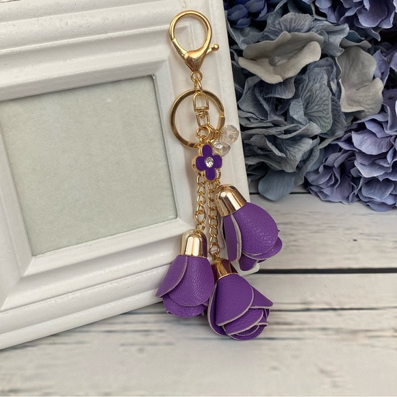 Purple Triple Rose Charm with Beads Keychain - Picture 4 of 14